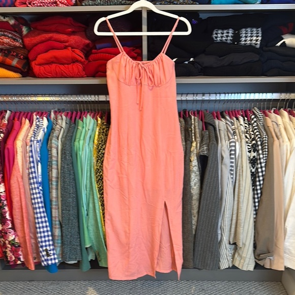 Gianni Bini peach adjustable strap front slit smocked back midi dress size 4 - Picture 1 of 3
